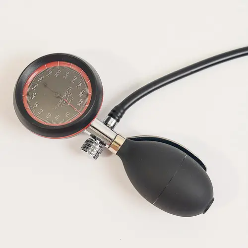 Pinagsamang Basic Bulb Aneroid Sphygmomanometer Para sa Mga Nars