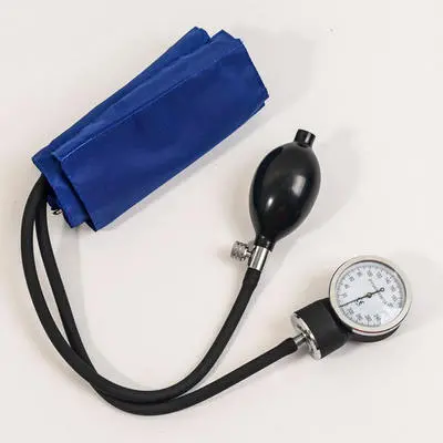 Female Pocket Style Palm Type Aneroid Sphygmomanometer